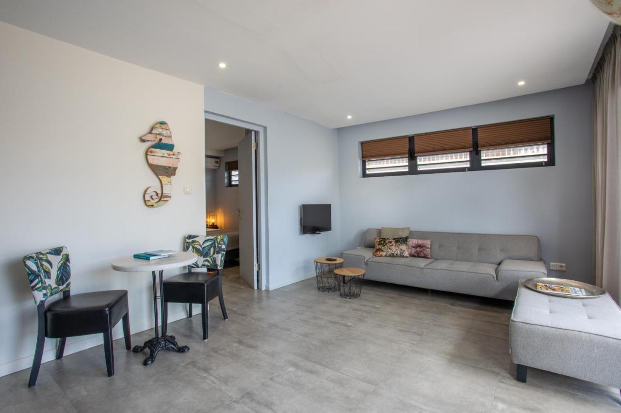 Indigo Apartments & Suites - 'Adults Only' Jan Thiel Exterior foto
